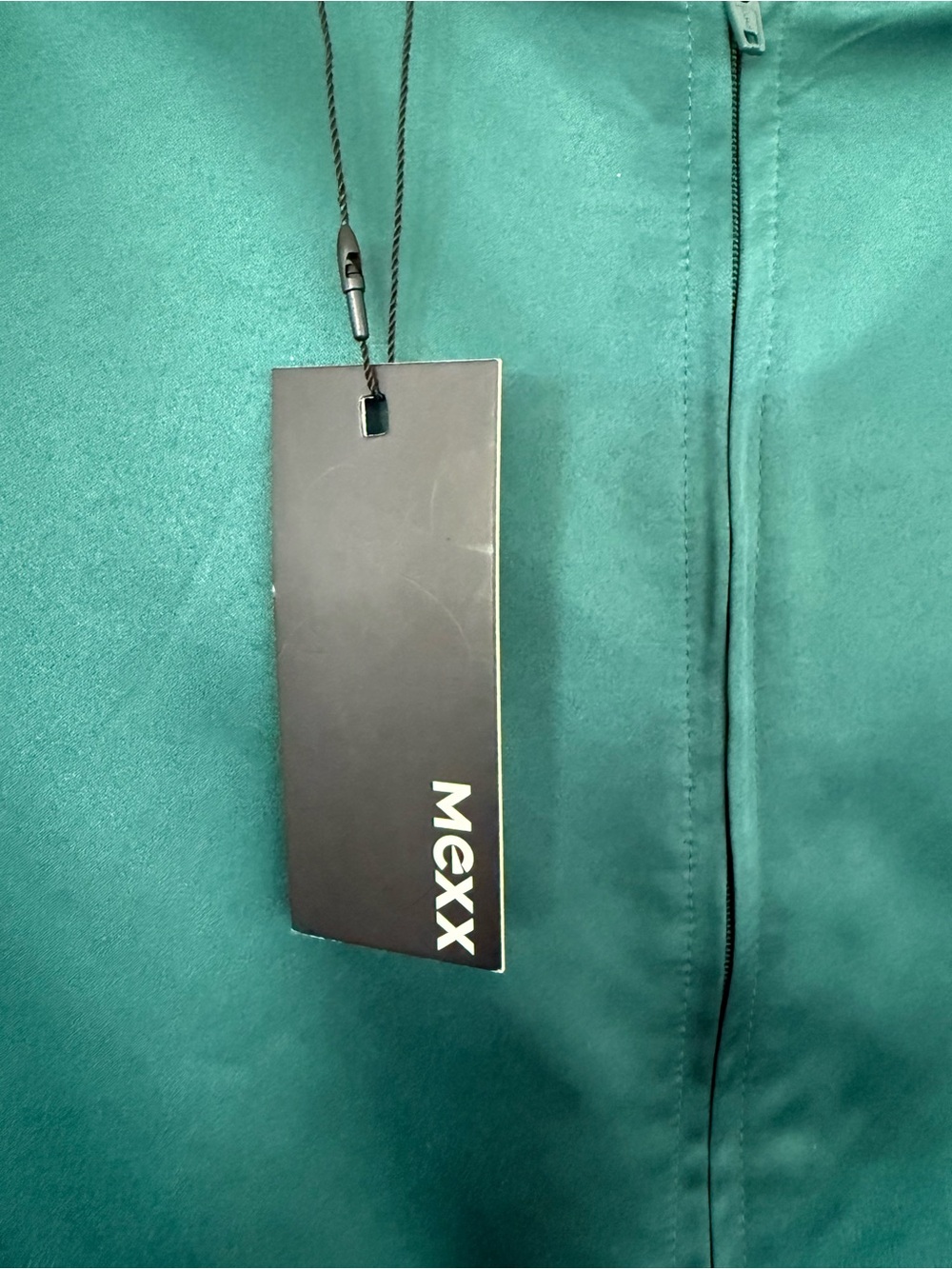 ๐นWomenโs Gorgeous Emerald Green Jumpsuit by MEXX - Size Med - NWT - Reg $109! - Picture 5 of 15